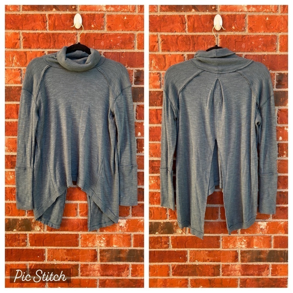 We The Free Womens Small Green Split Back Cowl Turtle Neck Long Sleeve Top